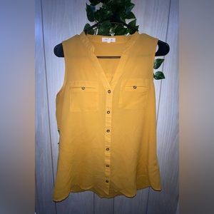 *CLEARANCE* Mustard yellow sleeveless blouse Medium